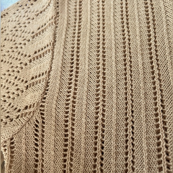 Vino Rouge Knit Button Up - Picture 4 of 6